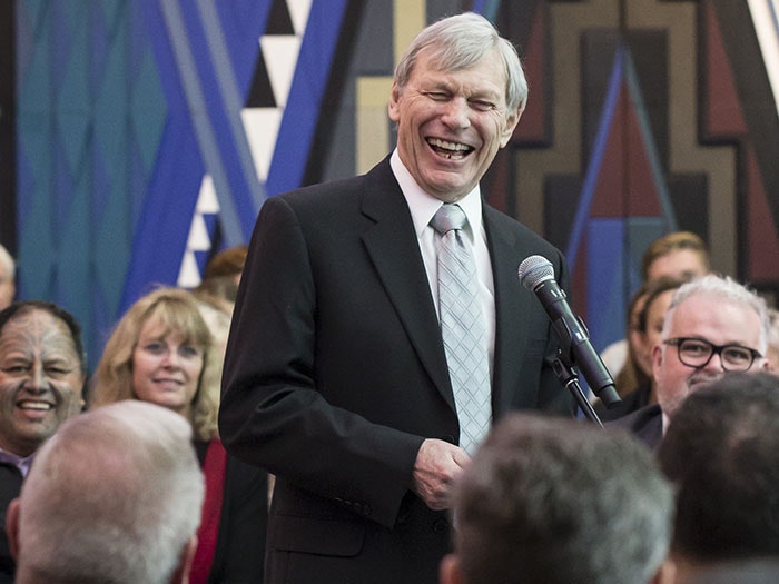Sir Peter Snell shares a joke on the marae, 2017. Te Papa Sir Peter Snell laughs
