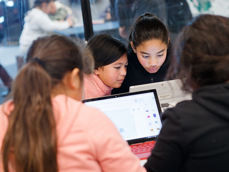 Corinna School students using Tinkercad, Raranga Matihiko programme, 2018. Photo by Kate Whitley. Te Papa (113818) Four students are busy at work on their computers