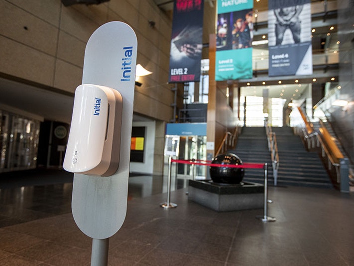 Hand sanitiser dispenser in the entrance to Te Papa, 2020. Photo by Maarten Holl. Te Papa A dispenser for hand sanitiser stands in the entrance foyer of Te Papa