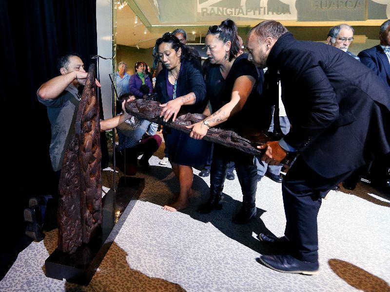 Photo of the Motunui panels being returned to Puke Ariki