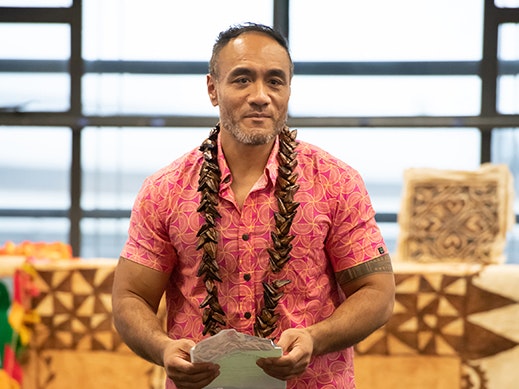 Sadat Muaiava. Photo by Robert Cross Victoria University of Wellington A man in standing looking at the camera