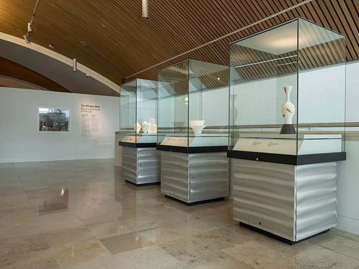 John Parker: Handmade Precision exhibition view, 2023. Photo buy Daniel Crichton-Rouse. Te Papa View of the John Parker exhibition, showing three glass plinths containing sculptures
