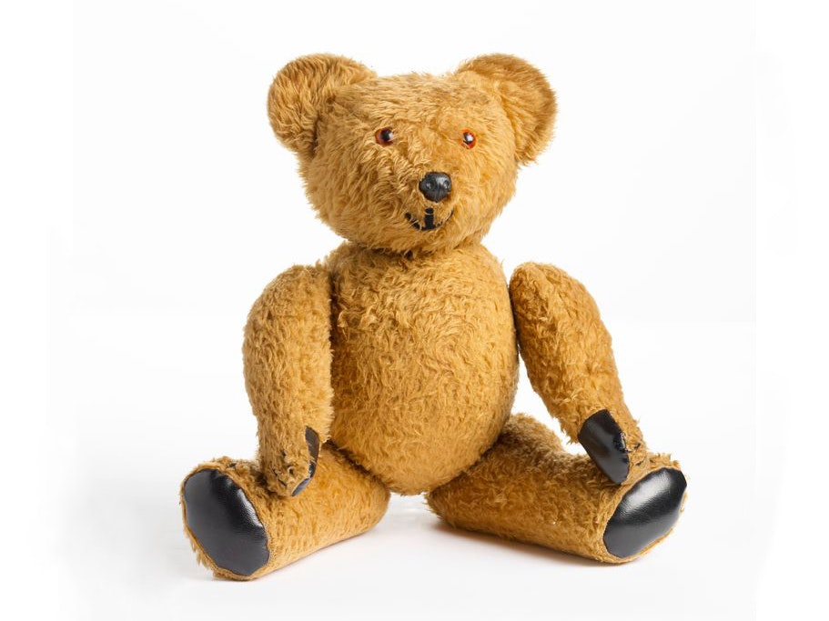 Big Ted, Unknown; maker/artist; 1968; New Zealand. Gift of Whitebait TV Productions, 2004. Te Papa (GH014511) A brown teddy bear sitting on a white background.